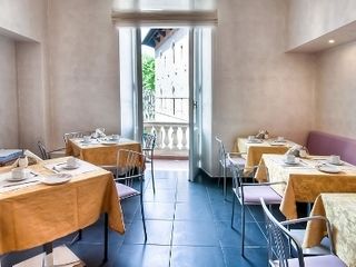 Collina Hotel 2*
