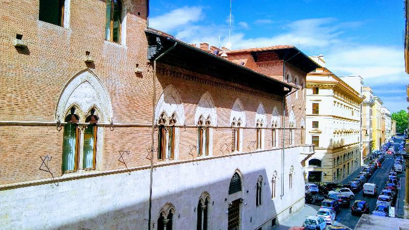 Collina Hotel 2*